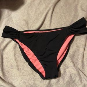 Black bikini bottoms